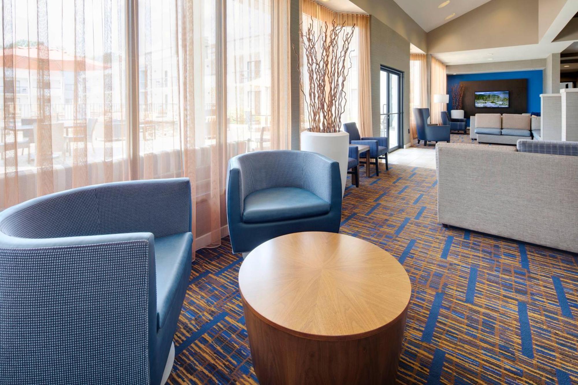 Courtyard Atlanta Norcross/Peachtree Corners Hotell Eksteriør bilde